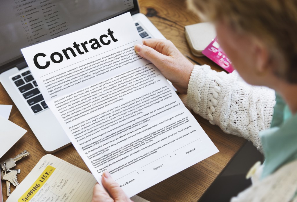 Contractinhandimage Equipment contracts