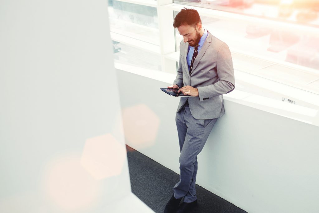 E-mail connectivity, remote working